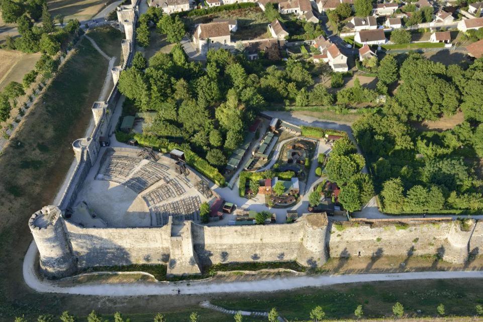La Voulzie Appartement - Proche Centre Avec Parking Prive Provins Kültér fotó