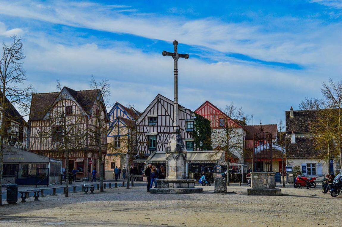 La Voulzie Appartement - Proche Centre Avec Parking Prive Provins Kültér fotó